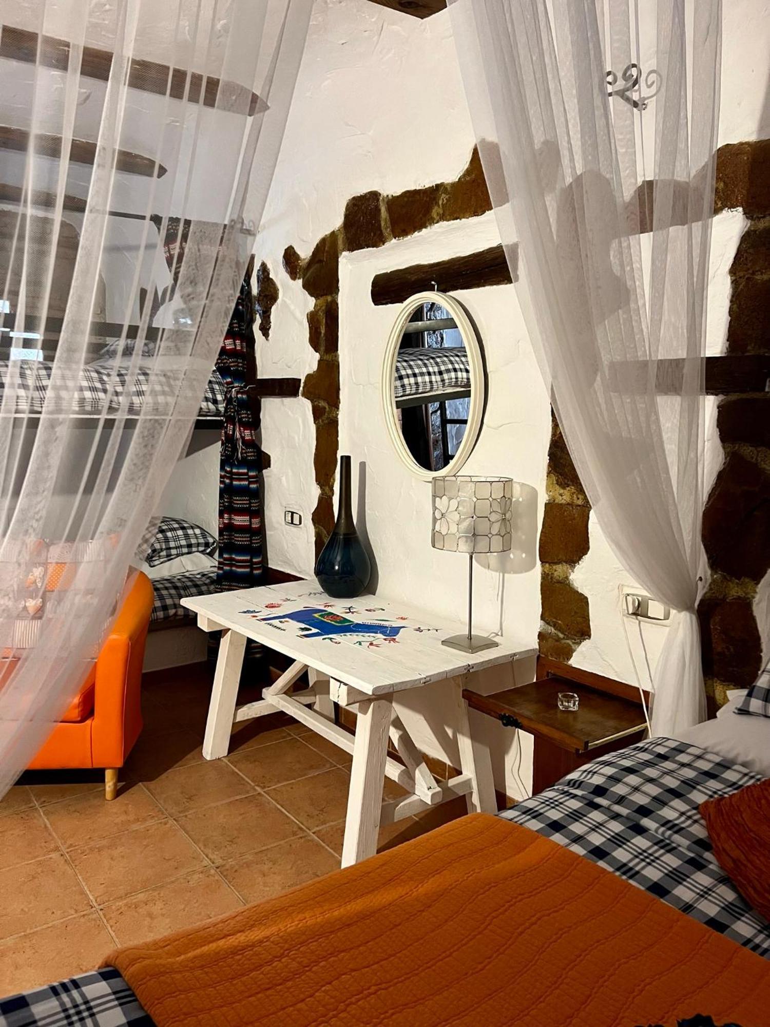 Cuevas De La Paz - Cave House Holidays Los Carriones Phòng bức ảnh
